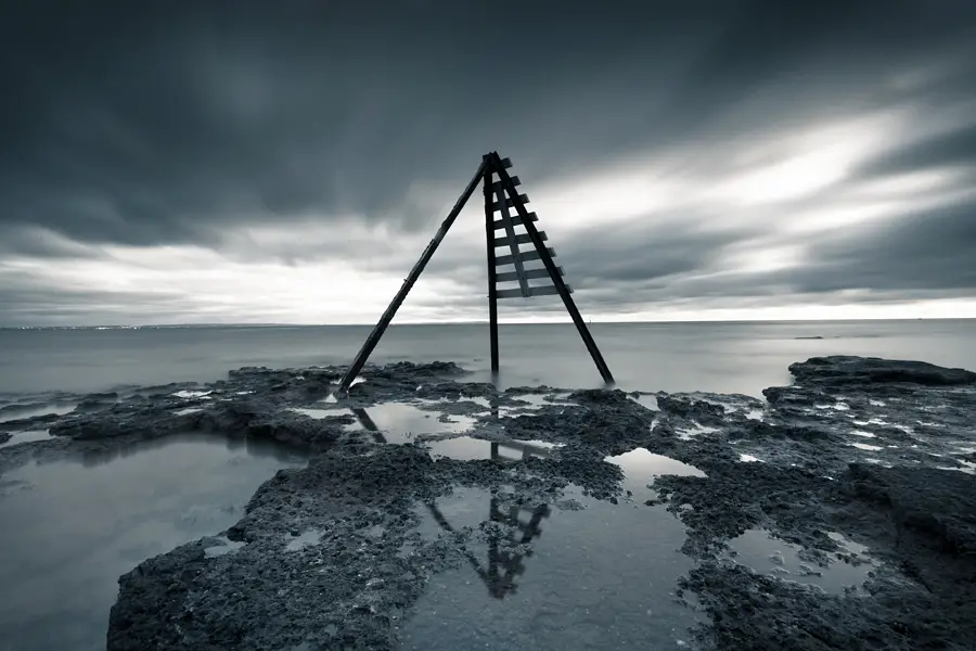 Just under a two minute exposure captured with a Canon 5D Mark II, Canon 17-40 and Cokin Z-Pro neutral density filters
