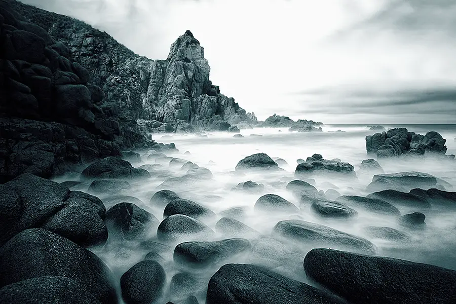 Using welding glass to create a daytime long exposure at Cape Woolamai