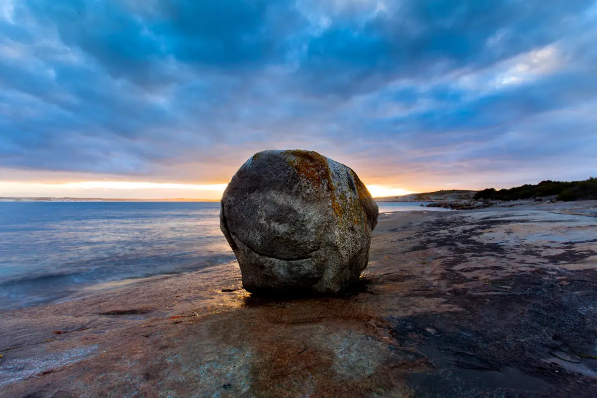 Love the glow that comes with the first light @ Alexander Bay, Esperance